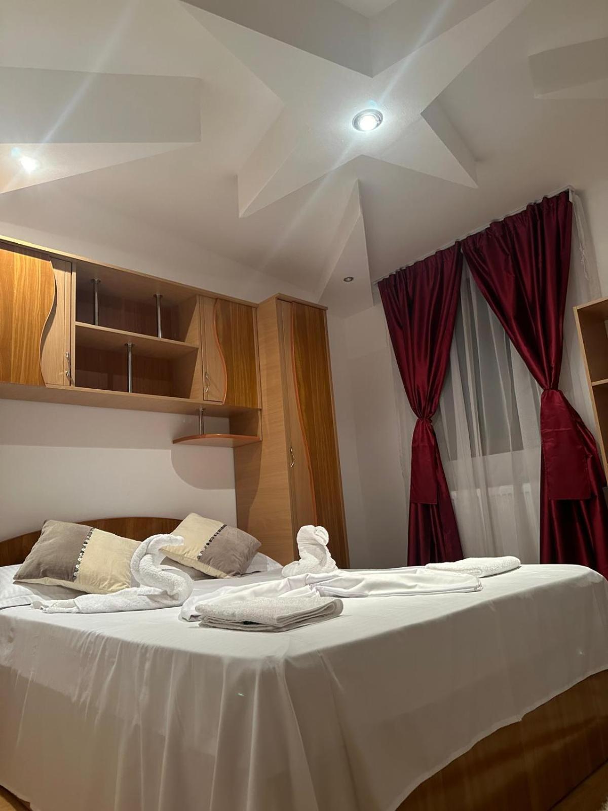 Special Apartment Nadeva Suceava Exterior photo